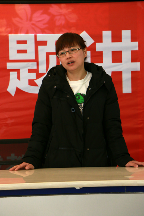 招聘單位對公司和崗位進(jìn)行講解