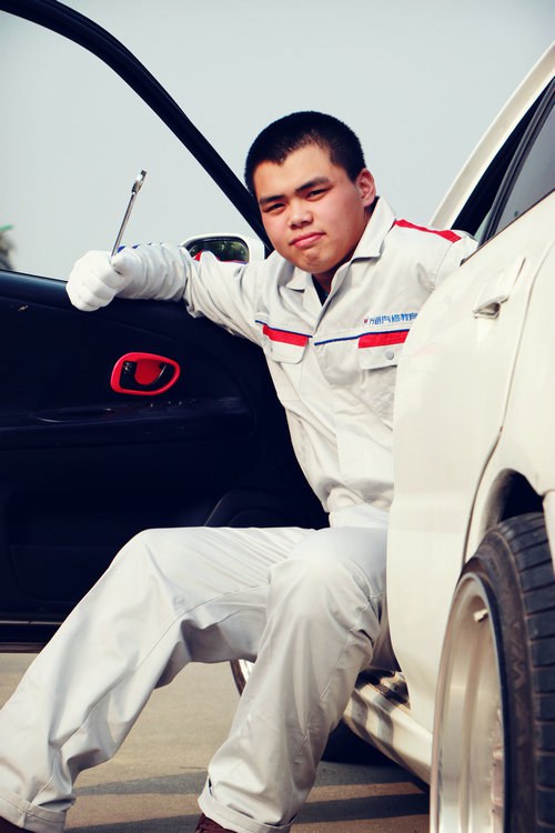汽車技術(shù)型專業(yè)人才