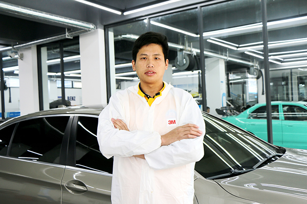 汽車技師是一門穩(wěn)定美好的職業(yè)——成都萬通高端品牌汽車技師專業(yè)學(xué)子曹小洪